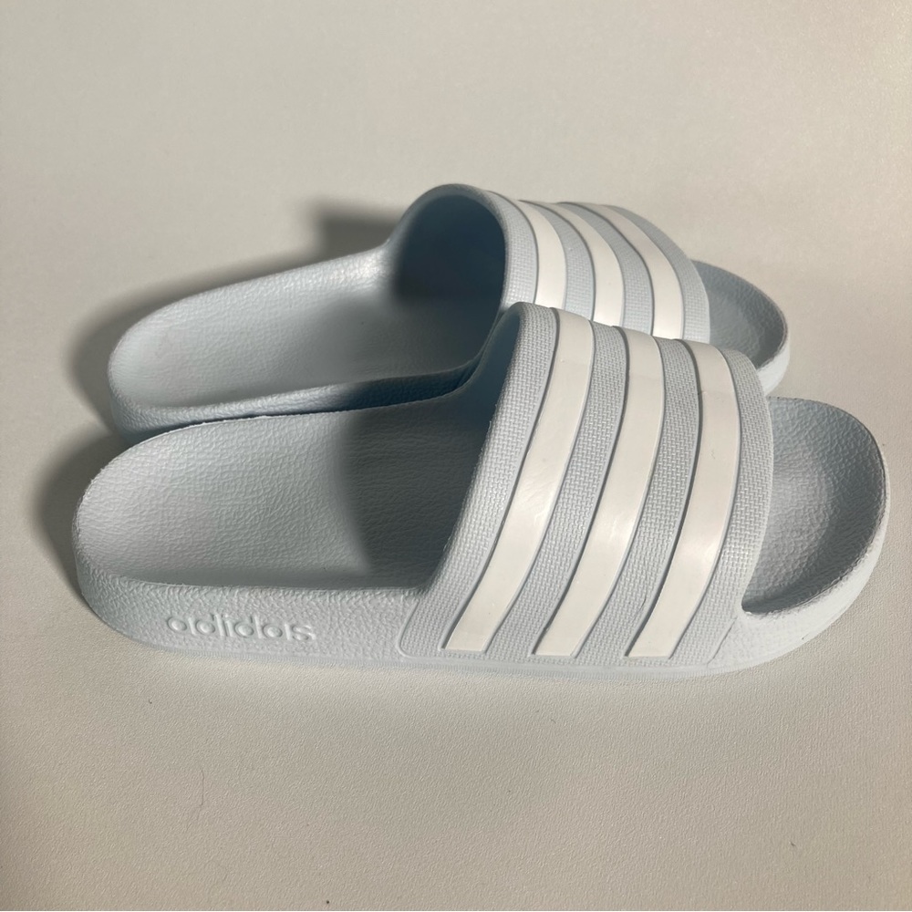 Adidas Aqua Powder Blue Slides Sandals size 4